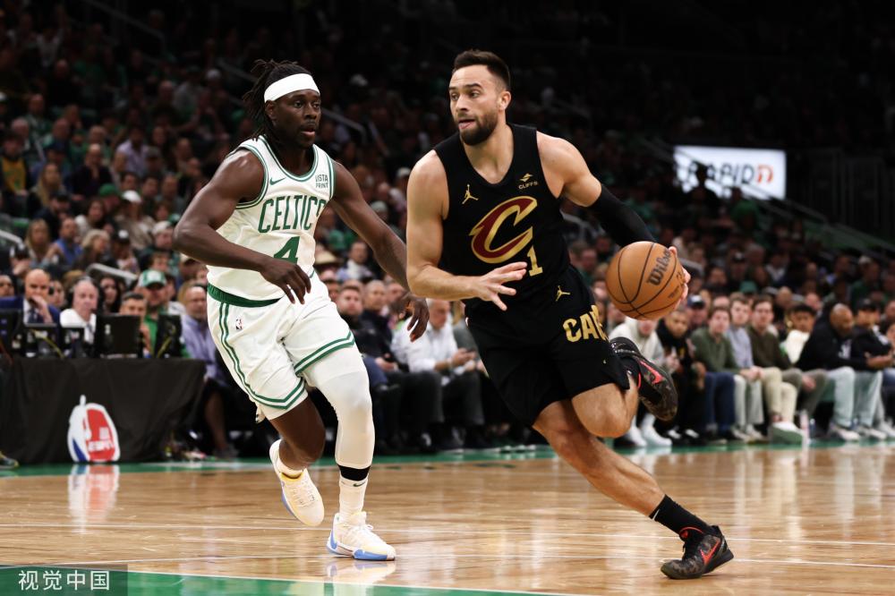 防守中的枢 防守中的枢