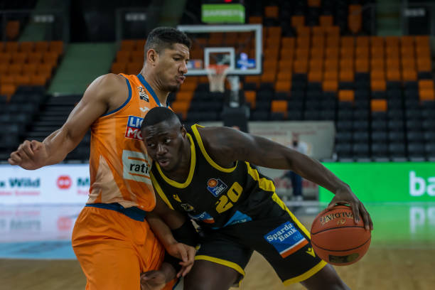 杯比赛中发 杯比赛中发