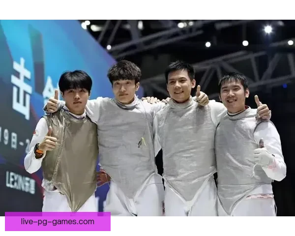 击剑比赛：激烈角逐，巅峰对决，冠军花落谁家？