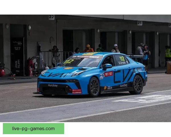 赛车高手揭秘：提升赛道技巧的关键要点